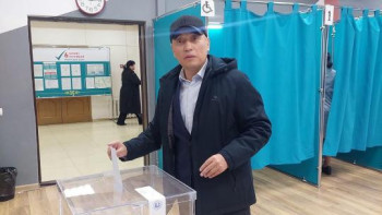 Фотография к новости: Астаналық зиялы қауым референдумда өз таңдауын жасады