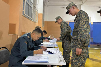 Фотография к новости: Референдумда ұлан сарбаздары қоғамдық қауіпсіздікті қамтамасыз етуге атсалысады