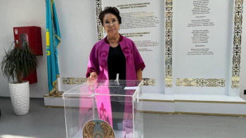 Фотография к новости: Спортшылар, өнер және мәдениет саласының майталмандары.  Бүгін кімдер дауыс берді