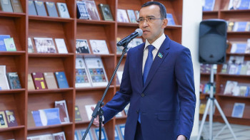 Фотография к новости: “Бүгін тарихи күн”. Сенат төрағасы Мәулен Әшімбаев таңдау жасады