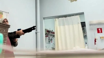 Фотография к новости: Түркияда қару асынған әйел перзентхана қызметкерлерін кепілдікке алды