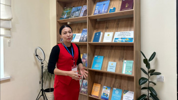 Фотография к новости: Алматылықтар референдумға қатысып, кітап оқи алады