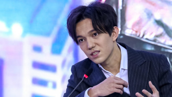 Фотография к новости: Димаш Құдайберген елші атанды