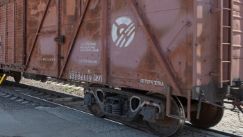 Фотография к новости: Ақмола облысында жүк пойызы рельстен шығып кетті