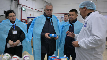 Фотография к новости: Жұманғарин Павлодар облысы шаруаларымен кездесті