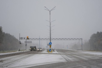 Фотография к новости: Петропавлда алғашқы қар жауды: полиция жолда сақ болуды ескертеді
