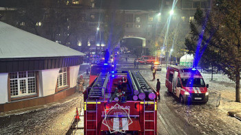 Фотография к новости: Астанада мейрамхана өртенді