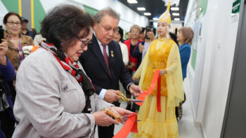 Фотография к новости: Алматыда ұстаз Күләш Құнантайқызының құрметіне оқу ғимараты берілді