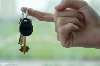 Фотография к новости: Ақтөбе облысында 15 мың жас баспана кезегінде тұр