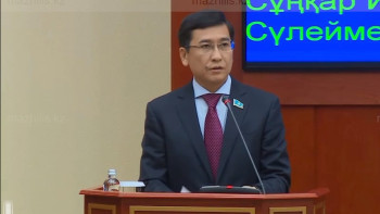 Фотография к новости: Аймағамбетов Англияда құлпынай теріп жүрген азаматтарымыз көбейіп кеткенін айтты