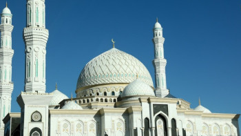 Фотография к новости: Діни күндер кестесі бекітілді: 2025 жылы Ораза қашан басталады