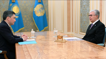 Фотография к новости: Тоқаев Үкімет басшысы Олжас Бектеновтің есебін тыңдады