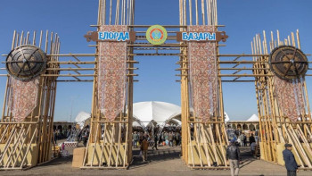 Фотография к новости: Алдағы демалыс күндері Астанадағы жәрмеңкеге қай өңірлерден азық-түлік әкелінеді