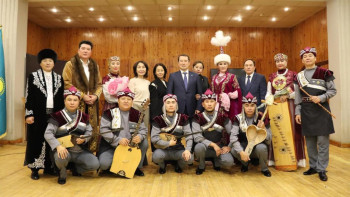 Фотография к новости: Семейлік өнерпаздар Минск төрінде өнер көрсетті