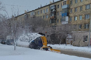 Фотография к новости: Осы қыста Қарағанды жолдарын 350-ден астам арнайы техника тазартады