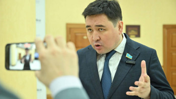 Фотография к новости: Мәжіліс депутаты сүйінші жаңалық айтты