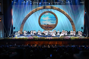 Фотография к новости: Президент Республика күніне арналған мерекелік концертті тамашалады