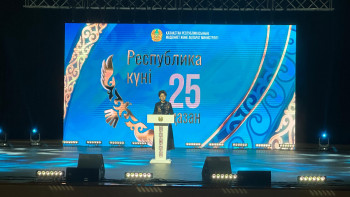 Фотография к новости: Еңбегіміздің жанғаны – ең үлкен бақыт: Балаева мемлекеттік наградаларды тапсырды