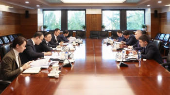 Фотография к новости: Қазақстан мен Қытай арасындағы тауар айналымын өсіру жолдары талқыланды