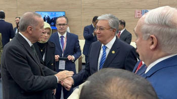 Фотография к новости: Тоқаев «БРИКС плюс» саммитіне қатысушылармен әңгімелесті