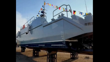 Фотография к новости: «Шапшаң» әскери десанттық катері Каспий теңізіне түсірілді