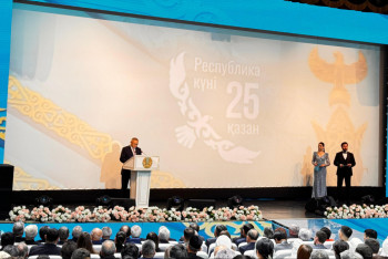 Фотография к новости: Жетісулық экскаваторшы мемлекеттік награда алды