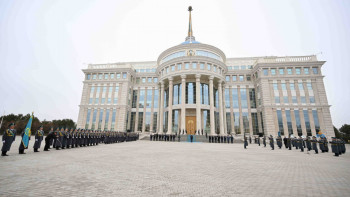 Фотография к новости: Қазақстан Президентінің атына Республика күніне орай келіп түскен құттықтау жеделхаттары