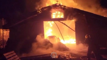 Фотография к новости: Батыс Қазақстанда қойма өртке оранды