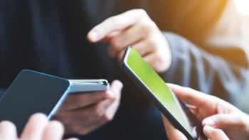 Фотография к новости: Астананың оқушылары мектепте телефон қолданудан бас тартты