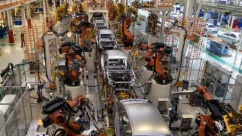 Фотография к новости: Елімізде құрастырылатын көліктердің темірі неге Қытайдан алынады – министр жауап берді