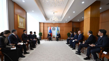 Фотография к новости: Тоқаев  Моңғолияның Ұлы Мемлекеттік Хуралының төрағасымен кездесті