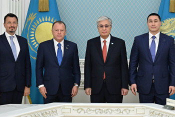 Фотография к новости: Мемлекет басшысы Халықаралық дзюдо федерациясының президентін қабылдады