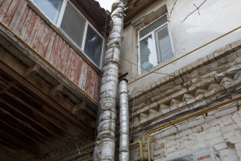 Фотография к новости: Ұлытау облысында оқушылар бұрынғы совхоз директорының үйінде оқып жүр