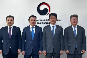 Фотография к новости: Қазақстан мен Корея көлік министрлері инфрақұрылым саласына қатысты кездесу өткізді