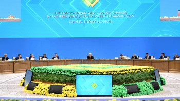 Фотография к новости: Президент: Өнеркәсіп өркендеуі үшін жоғары білікті жұмысшылар қажет