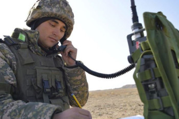 Фотография к новости: Бүгін әскери байланысшылар күні