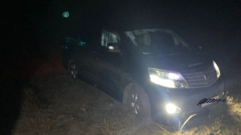 Фотография к новости: Ақтөбеде балшыққа батқан үш адам құтқарылды