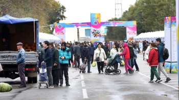 Фотография к новости: Алматыда кеңейтілген ауылшаруашылық жәрмеңкесі өтеді