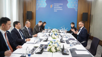 Фотография к новости: Елімізде арнайы техника мен автобус шығаратын 8 кәсіпорын жұмыс істейді