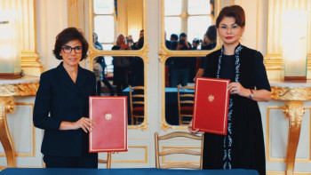 Фотография к новости: Қазақстан мен Францияның мәдениет министрлері маңызды келісімдерге қол қойды