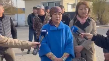 Фотография к новости: Хасан Қасымбаевтың анасы үндеу жасады