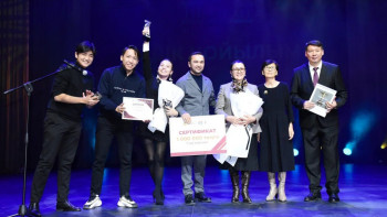 Фотография к новости: Түркістан музыкалық драма театры үздік қойылым номинациясын жеңіп алды