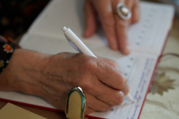 Фотография к новости: Зейнетақы өмір сүруге жетпейді: Жұмыс істейтін зейнеткерлерге зейнетақы төленбей ме?