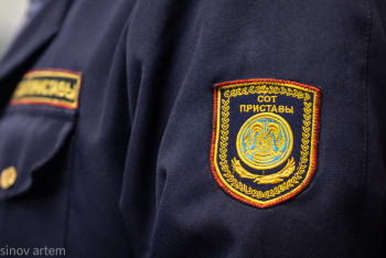 Фотография к новости: Сот жесір әйелдің тұрғын үйге кезегін қалпына келтірді