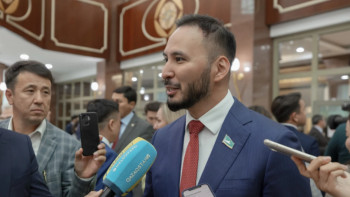 Фотография к новости: "Қылмыс жасаса, ол кім болса да, жазаға тартылуы керек". Қожаназаров Алмасбек Садырбаев туралы