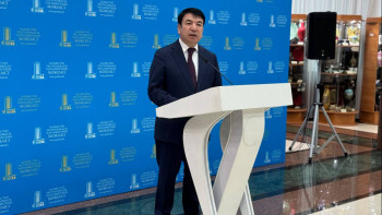 Фотография к новости: Бала асырап алғандарға мемлекет ай сайын ақша төлейді