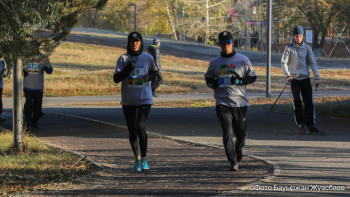 Фотография к новости: iPhone 15Pro және 5 велосипед ойнатылады: елордада бұқаралық жүгіріс өтеді