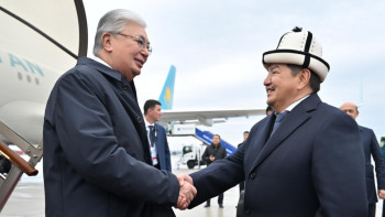 Фотография к новости: Президент Түркі мемлекеттері ұйымының саммитіне қатысу үшін Бішкекке барды