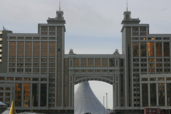 Фотография к новости: Астанада кәсіпкерлер мәселелері көтерілді