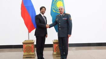 Фотография к новости: Астанада Қазақстан мен Словакия қорғаныс министрлерінің кездесуі өтті